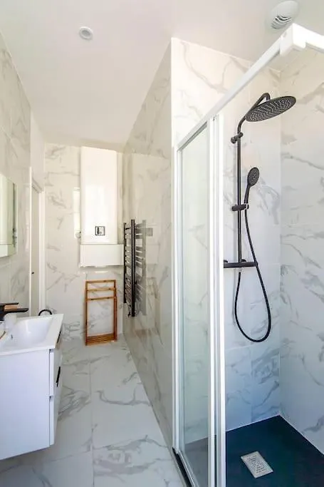 Elegant T2 Renove 4 Pers, Centre Nice, Climatise